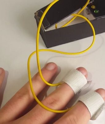 เด็กหนุ่มวัย 17 ปี สร้าง “เครื่องจับโกหก” ได้ด้วยระบบควบคุมจาก Arduino – เก่งแฮ่ะ !!