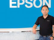 เอปสันรุกเสริมไลน์เครื่องพิมพ์ป้ายโฆษณา ย้ำจุดยืนลดมลภาวะ พร้อมเปิดตัว R-Series เครื่องพิมพ์หมึกเรซิ่นฐานน้ำรุ่นแรก